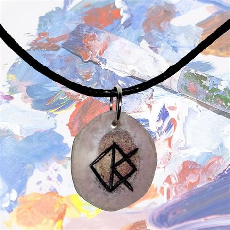 Become a Master Rune Creator with the Aid of an Integrated Tracker